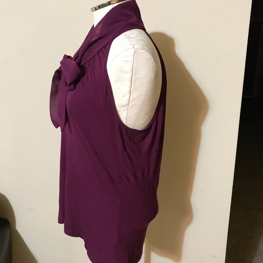 Burgundy sleeveless shirt with bow and neck - Picture 2 of 5
